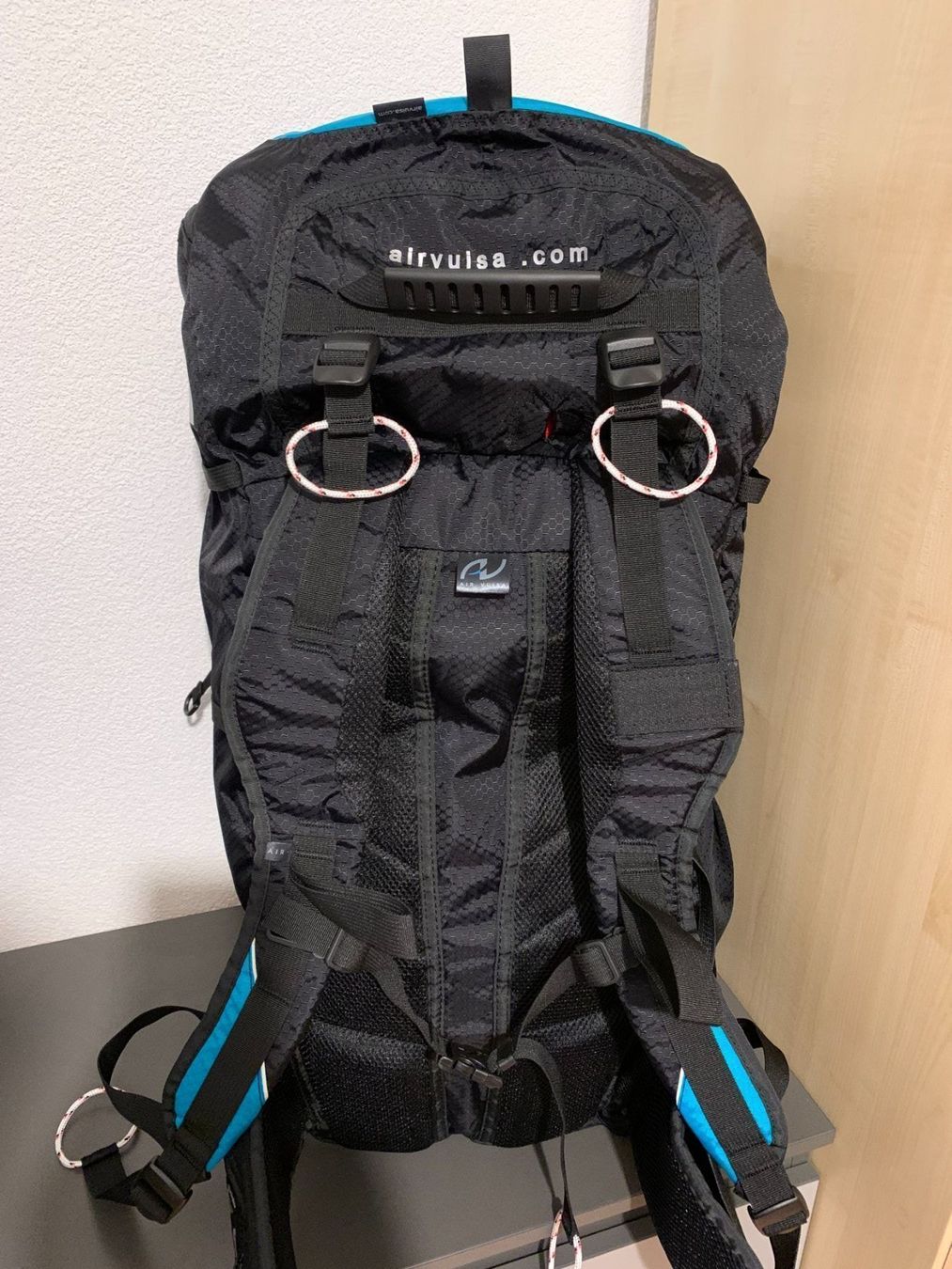 Sport dell'aria & Aquiloni: AirVuisa Hike&Fly Rucksack 100L – Nuovo e nell'imballaggio originale da Walenstadtberg venduto da Paratrade77 4