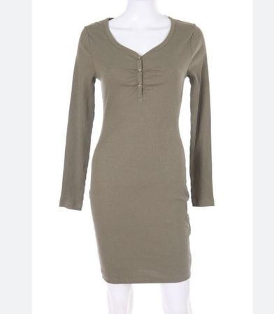 Olivgrünes Kleid 👗