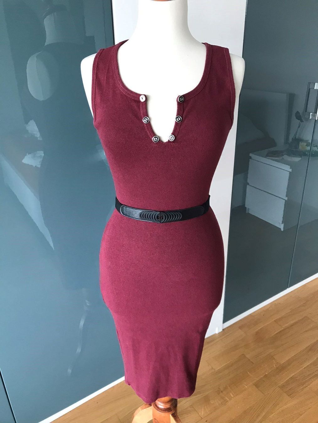 Vestiti: Kleid 38 M Rot elastisch – Usato da Dübendorf venduto da Levintreyer 1