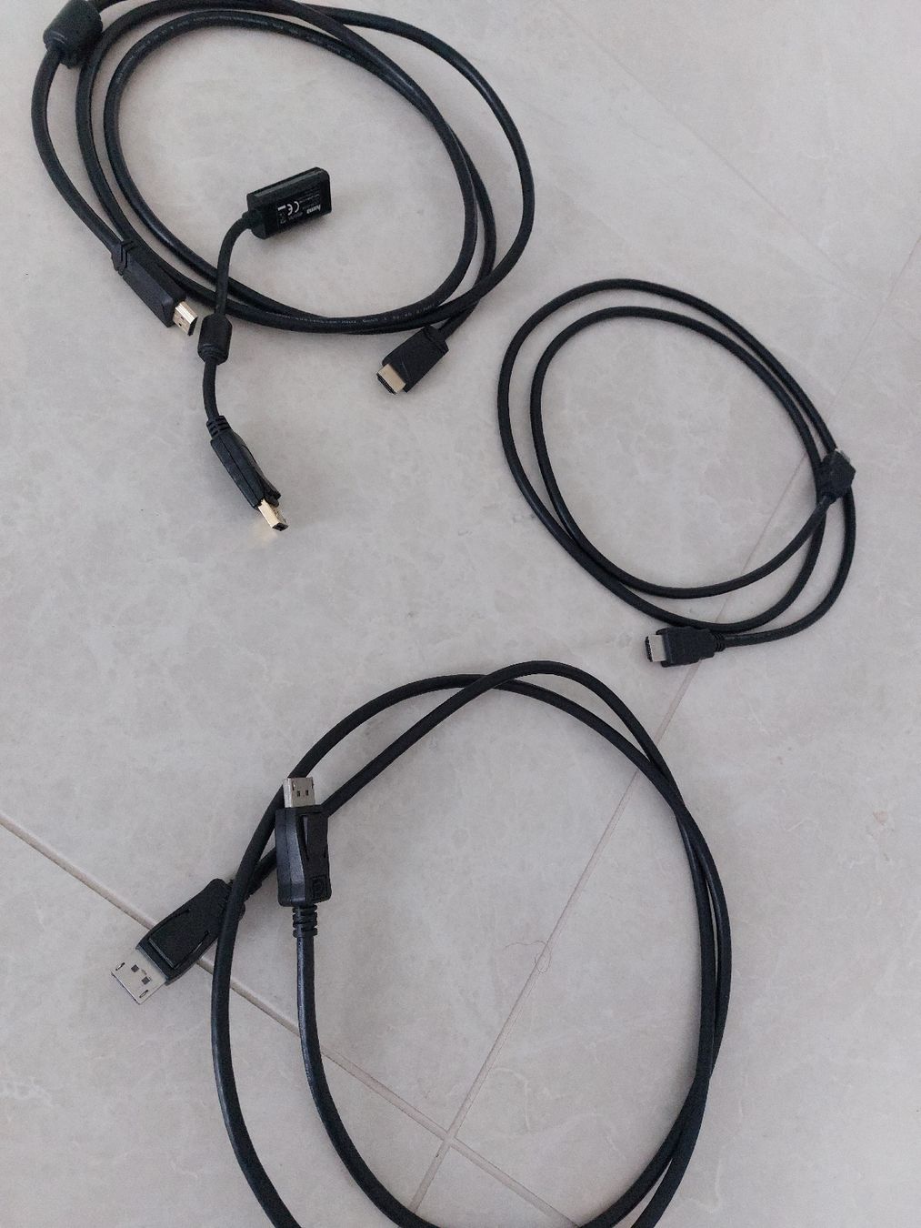Kabel: hdmi – Gebraucht aus Studen BE von DGK_swiss