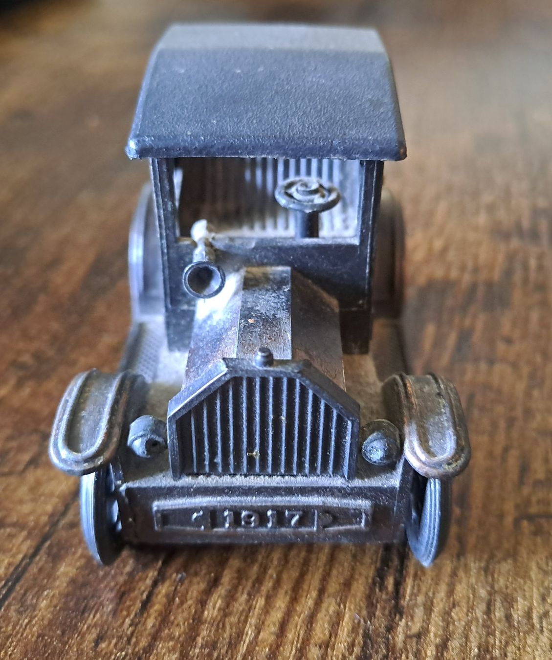 Temperini: Antiker Bleistiftspitzer Auto 1917 – Usato da Bertschikon Gossau venduto da Singeruwe 1