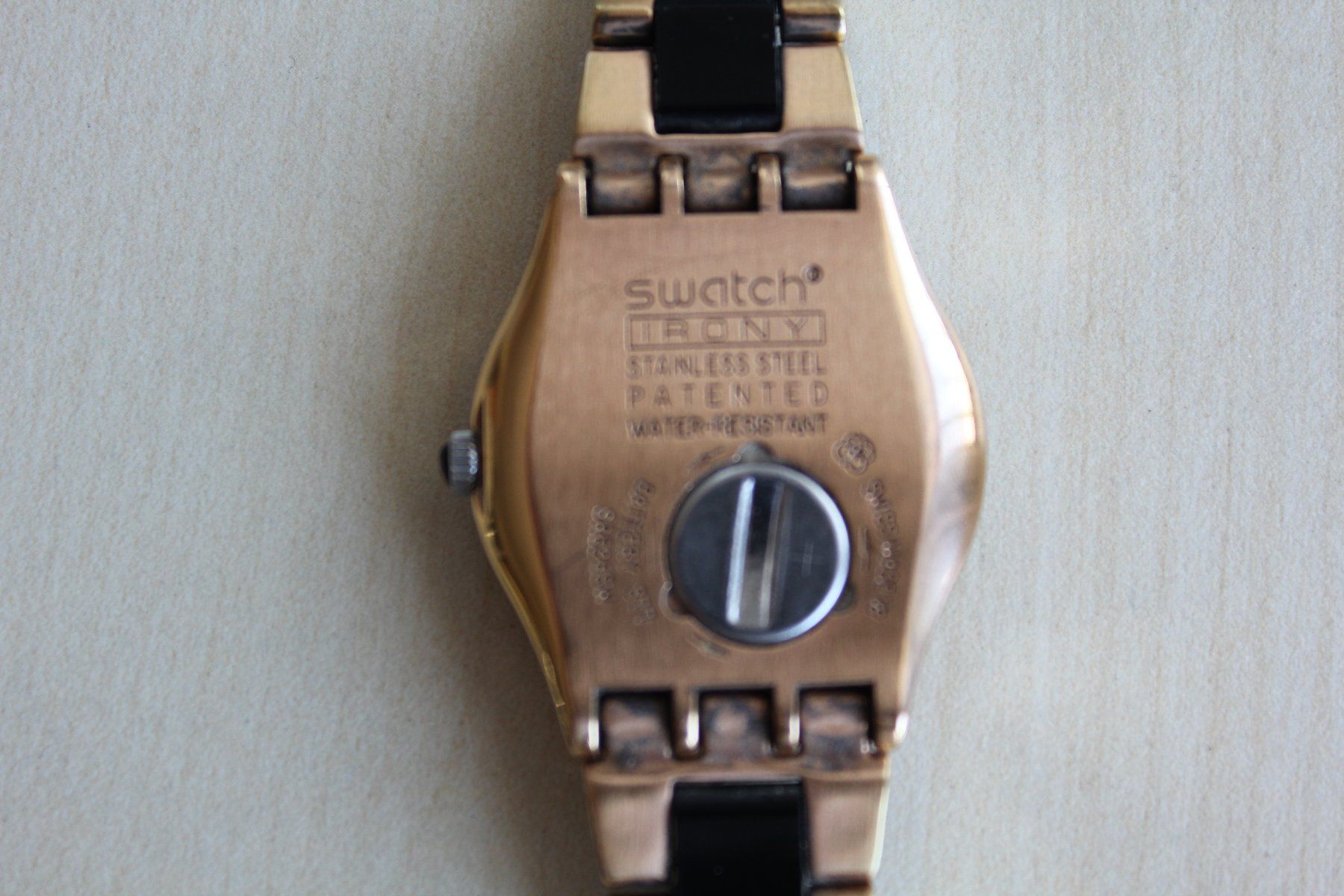 Swatch Orologi: Lot de 3 Swatch – Usato da ONEX venduto da soc51 2