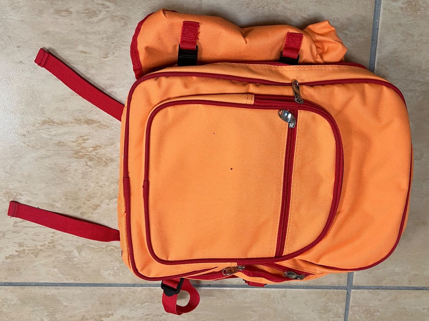 Set di piatti: RÜCKSACK FÜR PICNIC – Nuovo e nell'imballaggio originale da chiasso venduto da Wulli 1