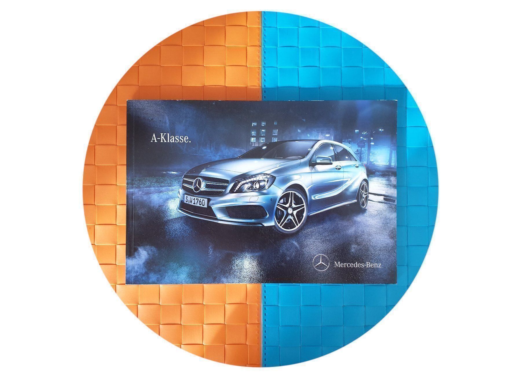 Riviste & Magazine: MERCEDES A / A-KLASSE - Prospekt / Katalog – Usato da Viganello venduto da CARLiteratur