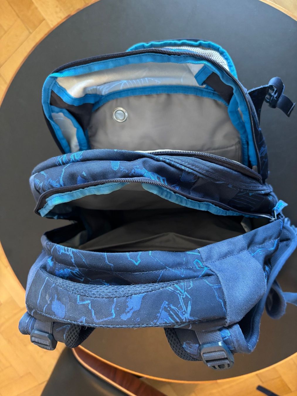 Rucksäcke: Schulrucksack Satch blau gemustert guter Zustand – Gebraucht aus Zürich von MariAngeles 2