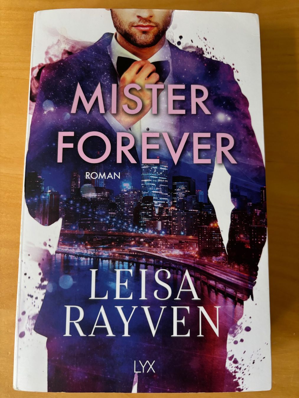 Livres: Leisa Rayven - Mister Forever – D'occasion à Thun par Nortshore0