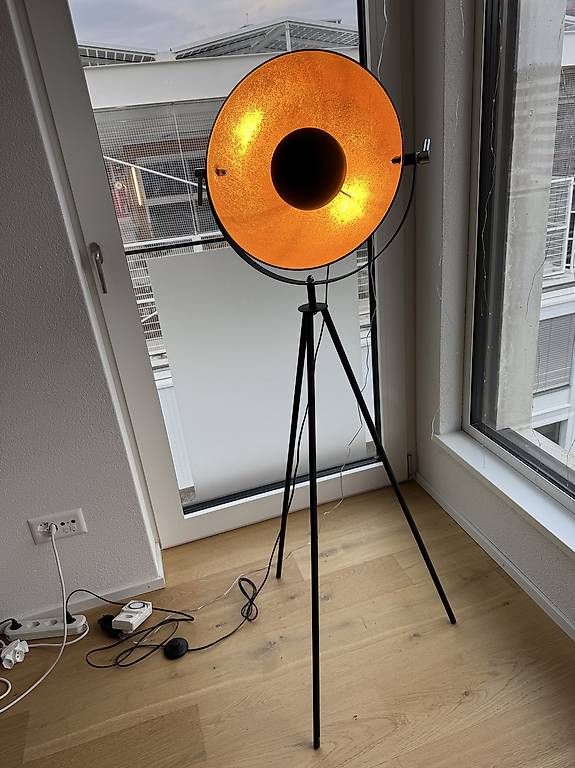 Lampes: Möbel Pfister Stehlampe – D'occasion à Zürich par sel_w5sd