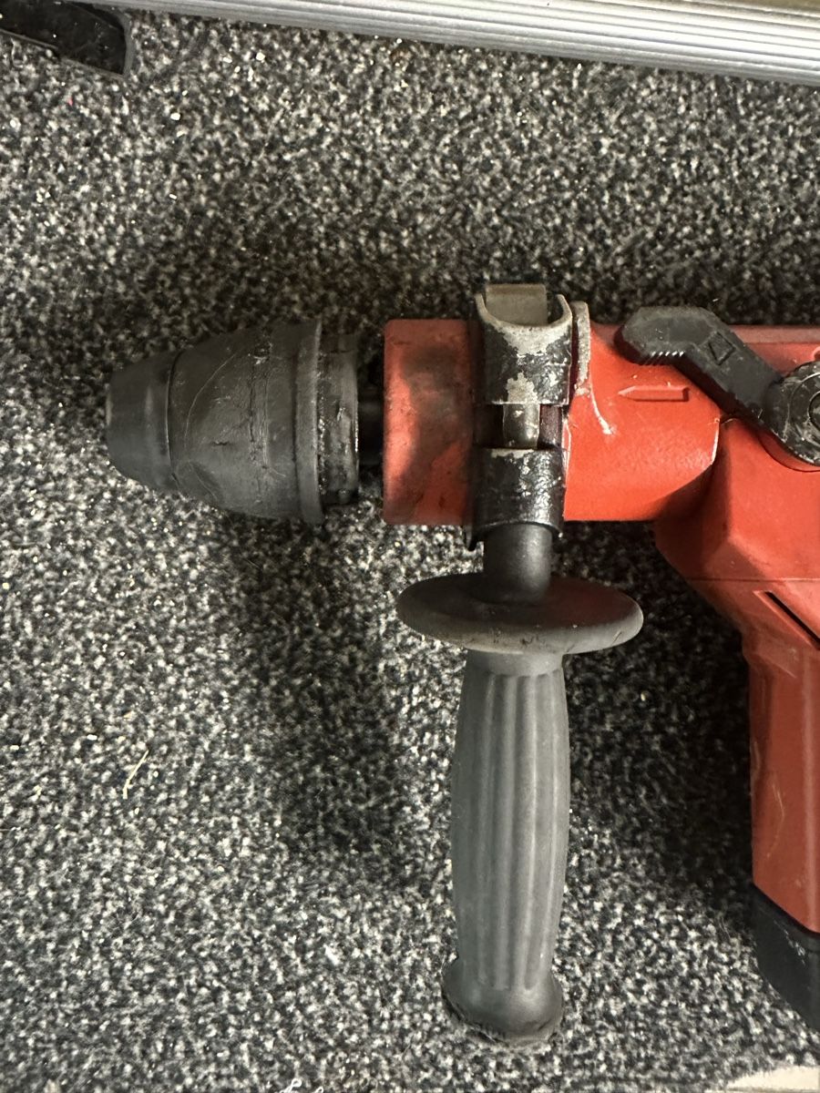 Alle Maschinen: Perforateur Hilti TE 55 – Gebraucht aus Chevroux von  2