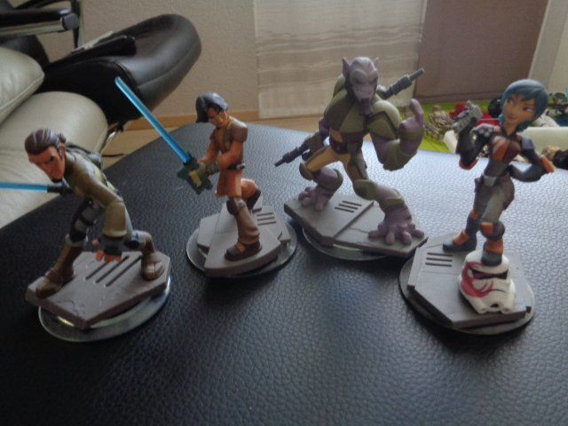 Disney Jeux: Ps4 Disney Infinity Star Wars Rebel – D'occasion à sargans par Angamar