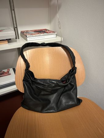 TL 180 Black Genuine Italian Leather Bag Croissant Crossbody