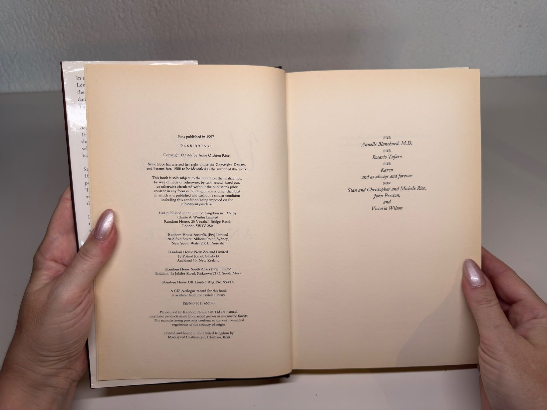Libri: NOVEL: Anne Rice, Violin – Usato da Grosswangen venduto da English_books 3
