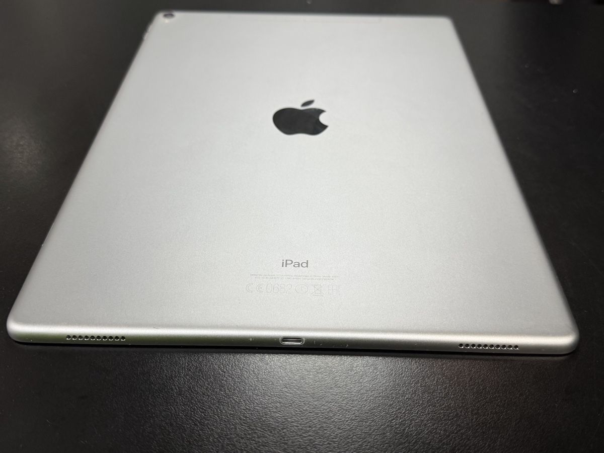 Apple Tablet PC: iPad Pro 12.9 2 Generation WiFi und Cellular space Gray – Usato da Zürich venduto da Handycaree 2