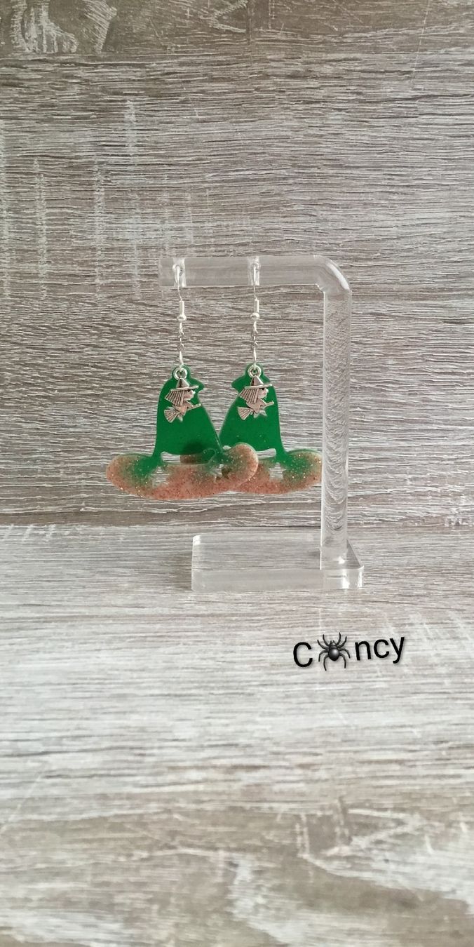 Orecchini pendenti & Orecchini a lobo: boucle d’oreille  – Nuovo (secondo la descrizione) da Genève venduto da mir_qfr5 2