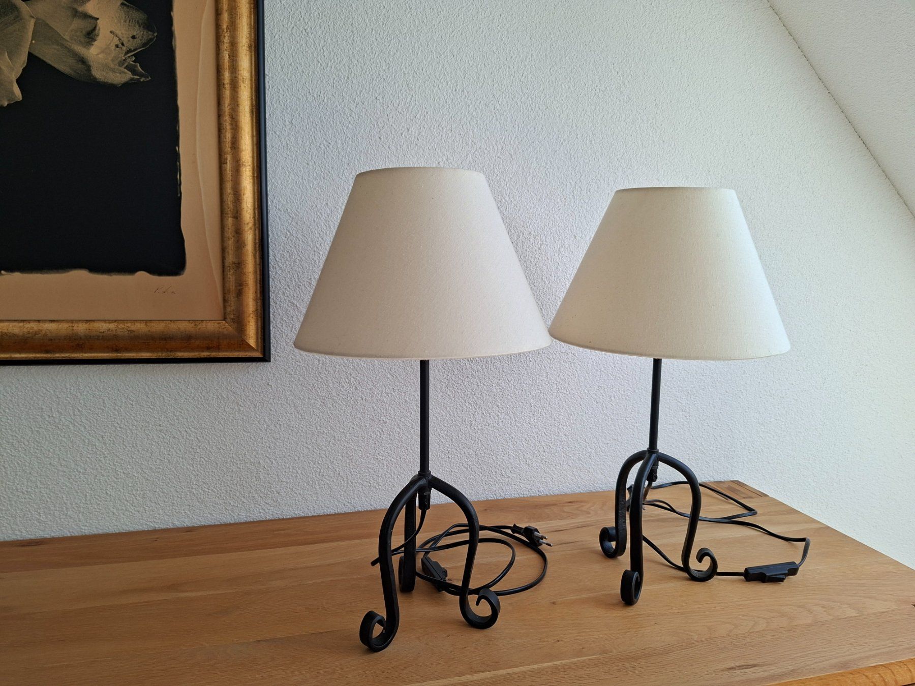 Lampade: 2xNachttischlampen aus Eisen – Usato da Obfelden venduto da angela61 1