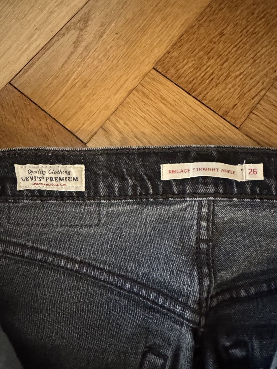 Levi's Jeans: Ribcage Straight Ankle Jeans | Levis – Gebraucht aus Oberägeri von Steven369 3