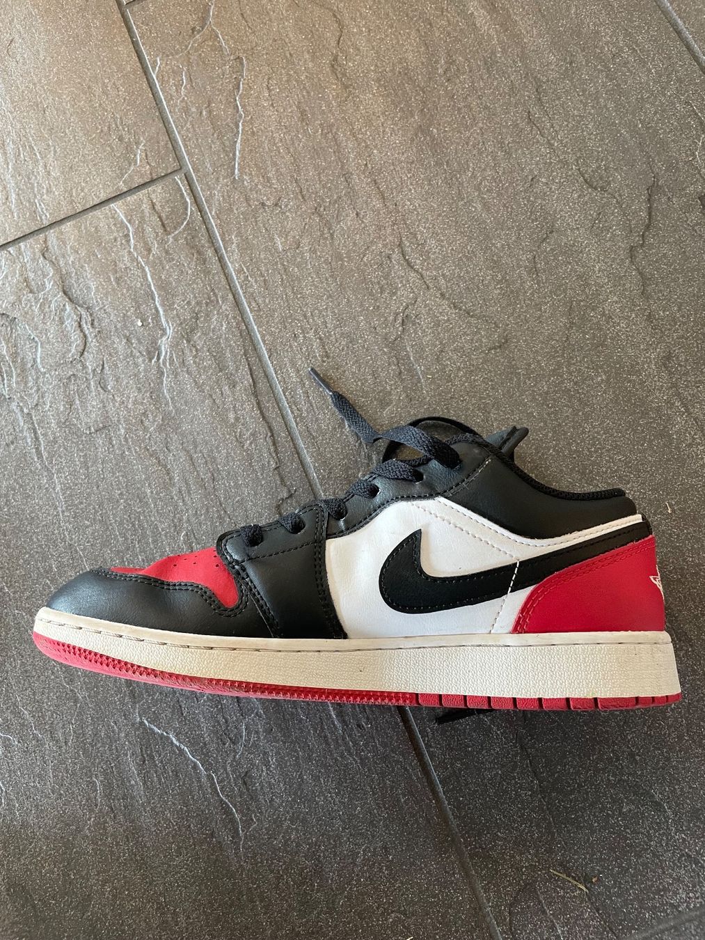 Jordan Schuhe für Jungen: Air Jordan 1 Low – Gebraucht aus Lenzburg von  1