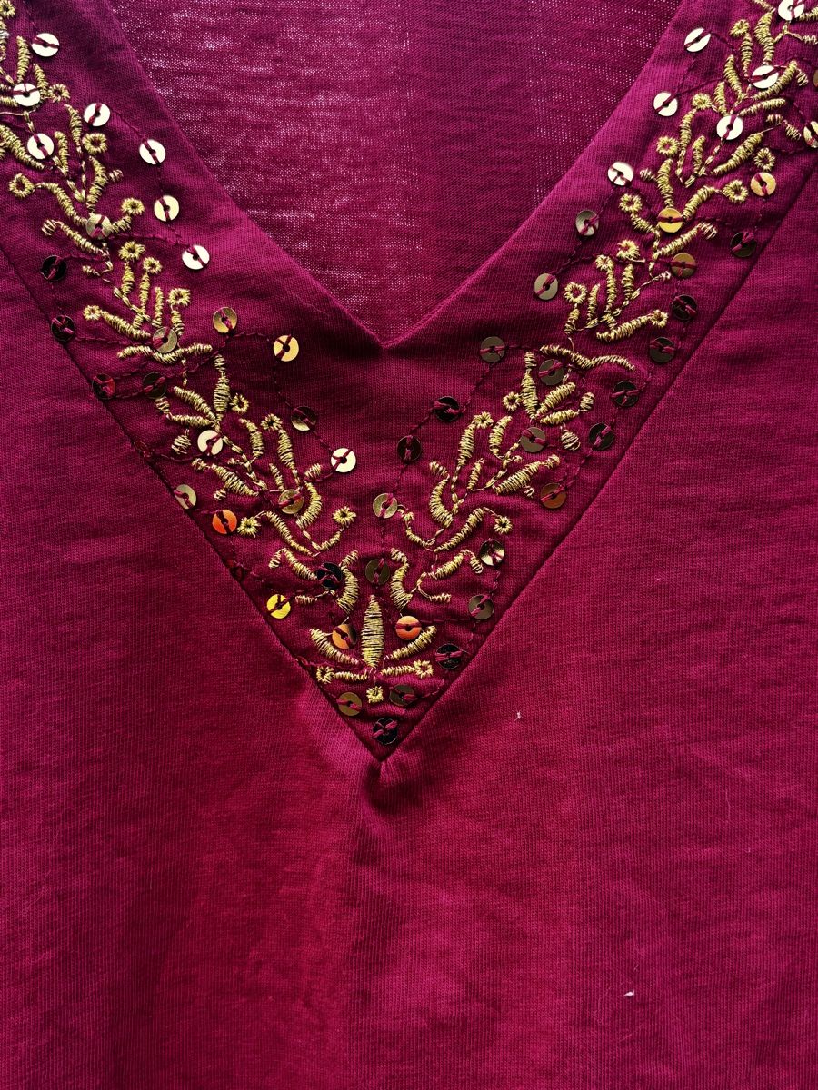 T-shirt: Sweatshirt rot  – Usato da Walterswil SO venduto da Sunshineyupi 1