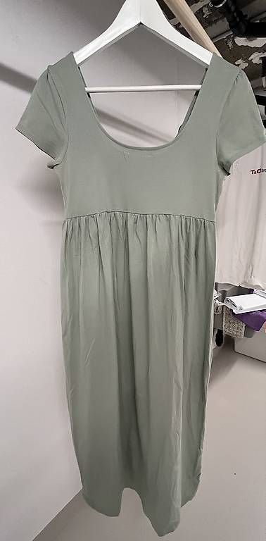 H&M Robes: Umstandskleid – D'occasion à Freienwil par Eggice2994