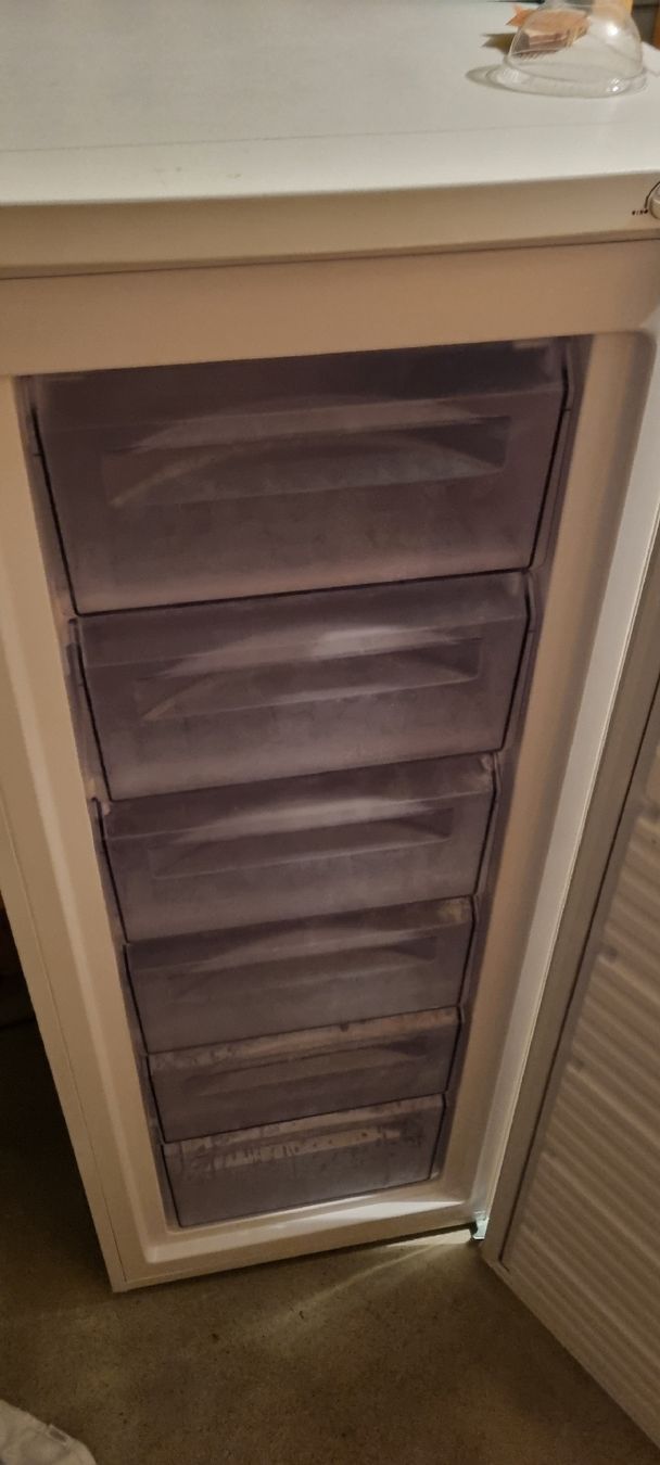 Gefrierschrank: Frigelux, Gefrierschrank – Gebraucht aus Schötz von Opelini