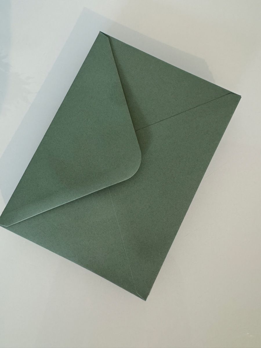 Buste & buste per spedizione: 30 salbeigrüne A6 Couverts – Nuovo (secondo la descrizione) da Frauenfeld venduto da _smile_w 2