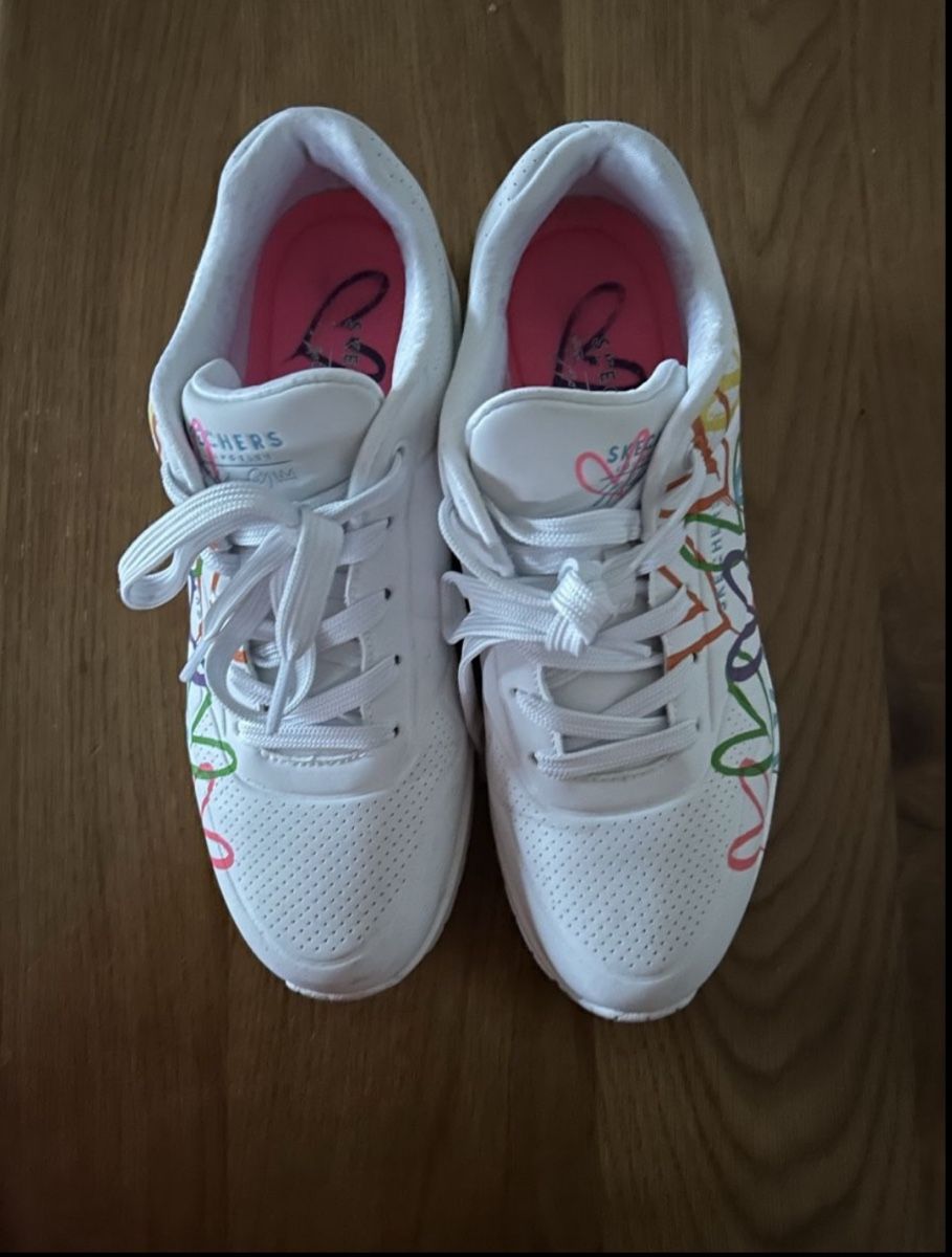 Skechers Scarpe da donna: Skechers Gr. 39, neuwertig – Nuovo (secondo la descrizione) da Aarwangen venduto da Scherbenhaufen