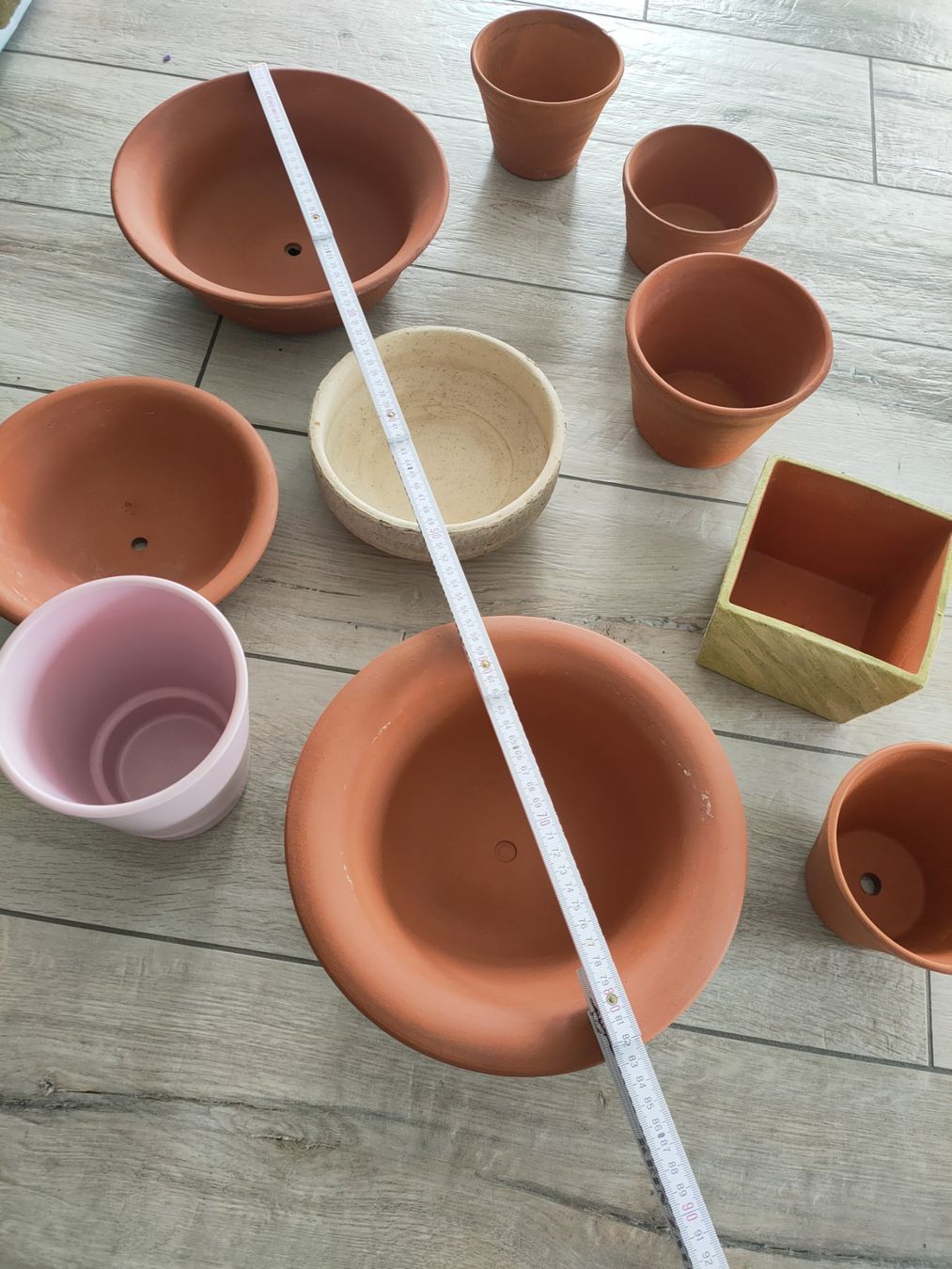 Blumentöpfe: Tontöpfe Set, verschiedene Grössen – Gebraucht aus Gipf-Oberfrick von minini 1