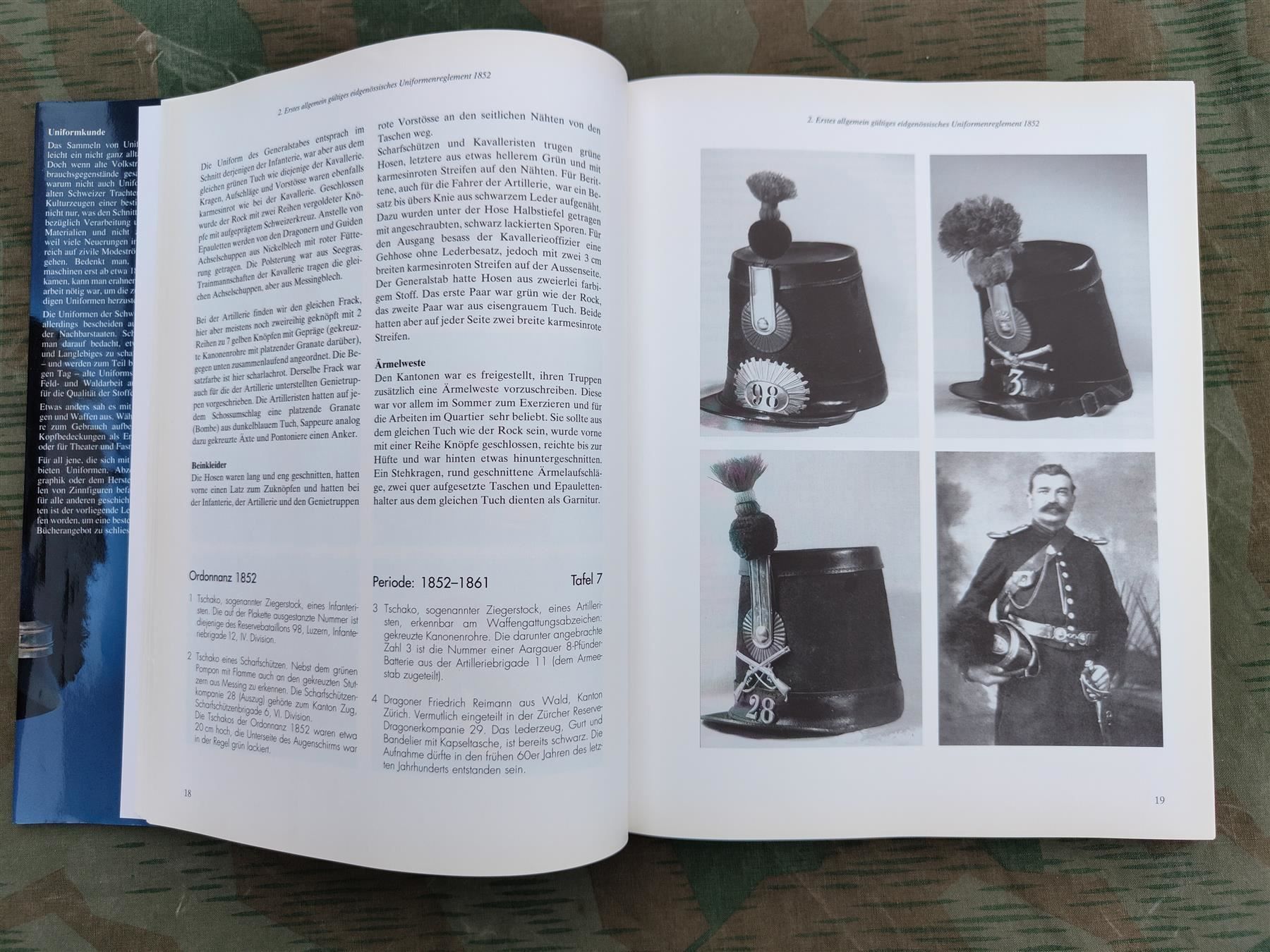 Schweizer Armee Uniformi: Buch Militäruniformen 1852 bis 1992 – Usato da Bauma venduto da SwissMilitaria 4