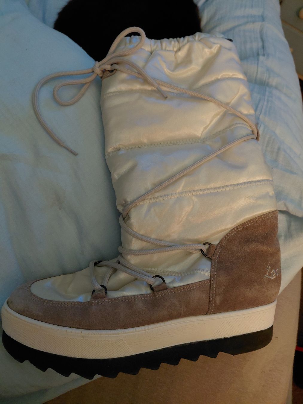 Scarpe da donna: Winterstiefel  Gr. 39, neuwertig! – Usato da Kriens venduto da jamal012 1
