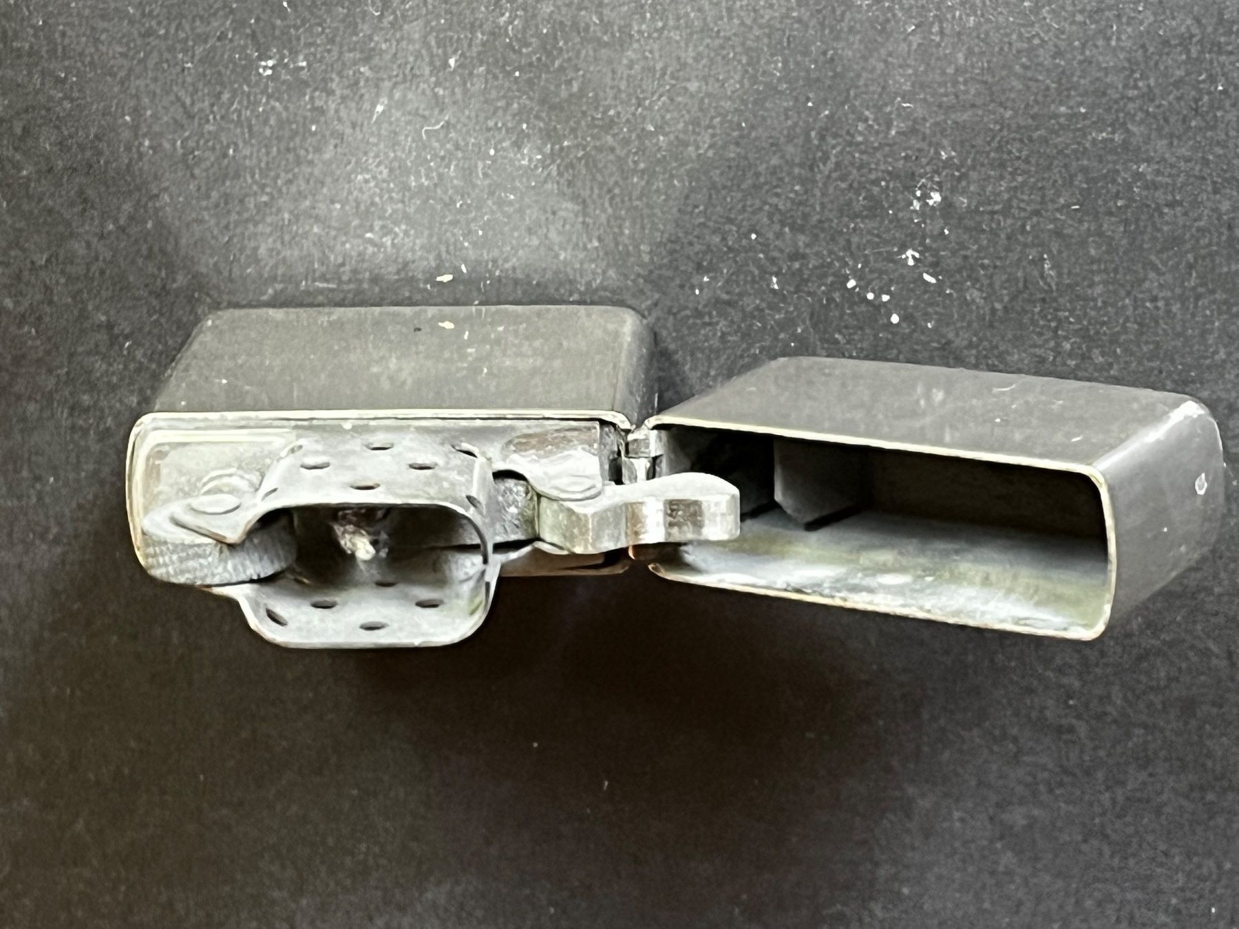 Zippo Accendini: Zippo-Feuerzeug versilbert – Usato da Zürich venduto da FV.vintage 8