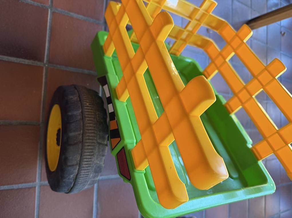 Véhicules pour enfants: Elektischer Traktor – D'occasion à Wasterkingen par lad_5r6h 3