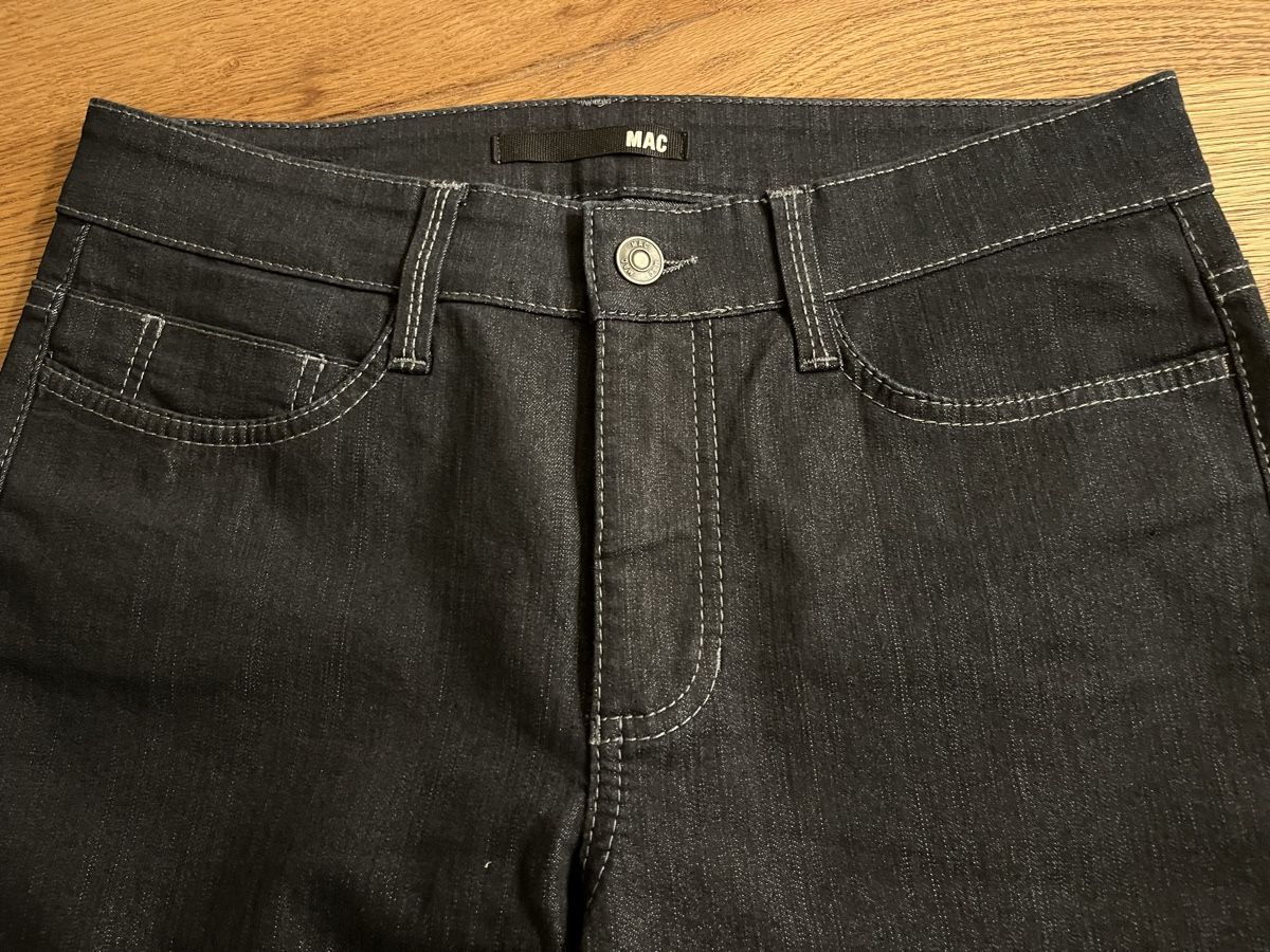 Jeans: Jeans  – Neuf (Voir description) à Schliern b. Köniz par medion3098 3