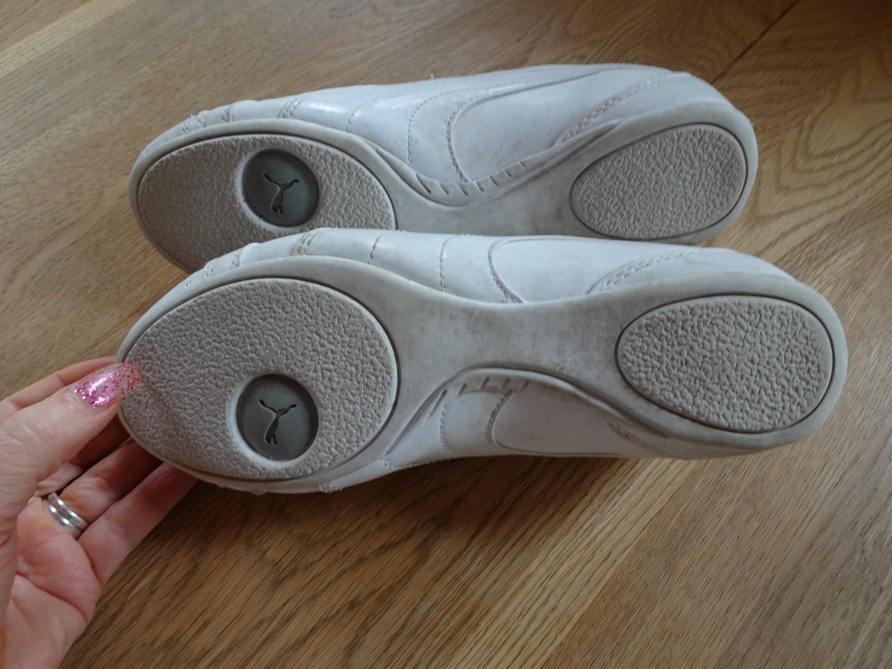 Puma Damenschuhe: Weisse Sneaker von Puma Gr. 36 - 260292 – Gebraucht aus Küssnacht am Rigi von Schuhe-Secondhand 3