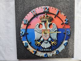 Wanduhr Serbien Flagge Motiv, Durchmesser ca. 20 cm