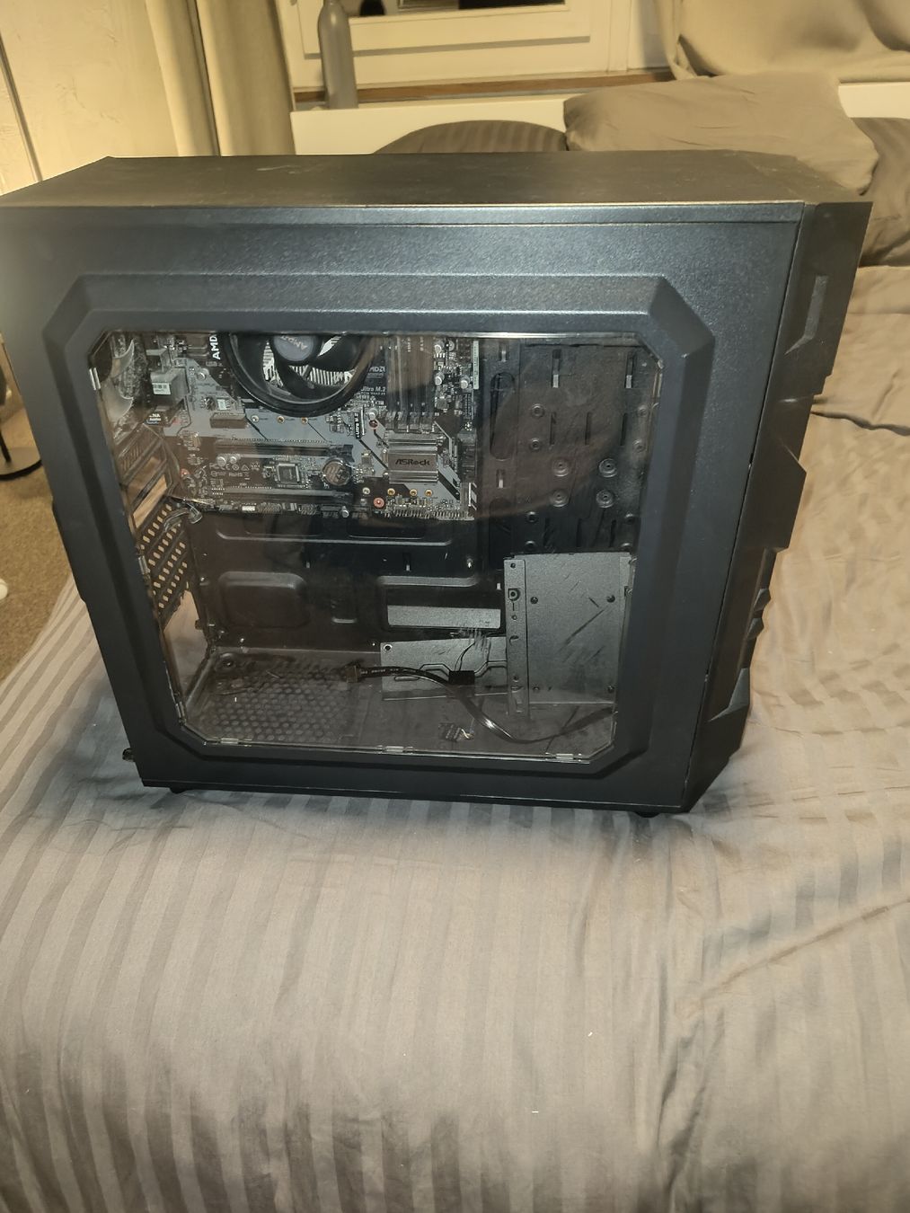 PCs: Gaming Computer – D'occasion à Zürich par alb_2d9f