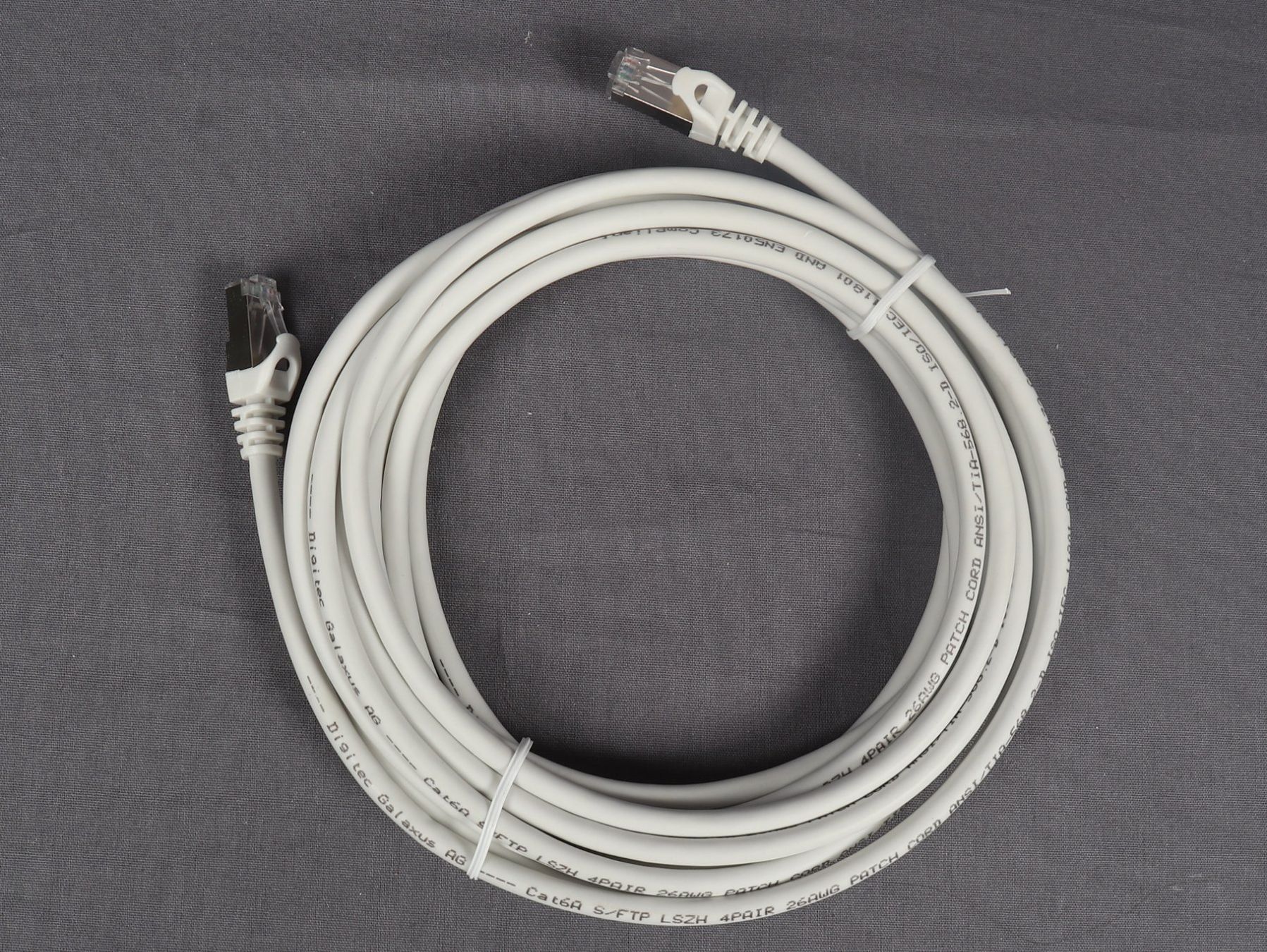 Digitec Kabel: DIGITEC Ethernet-Patchkabel 5m, weiss – Neu (gemäss Beschreibung) aus Steinen von Restwert_Steinen 1