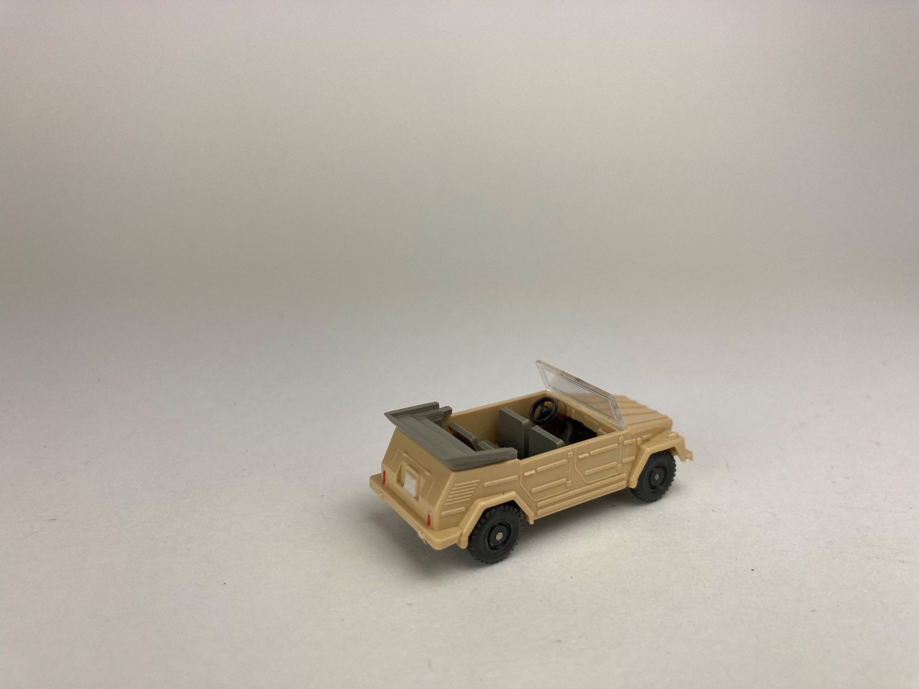 Wiking Modellini d'auto: VW 181 offen beige – Usato da Elm venduto da Wikmtz 1