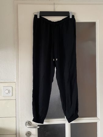 H&M black sweatpants, size 34