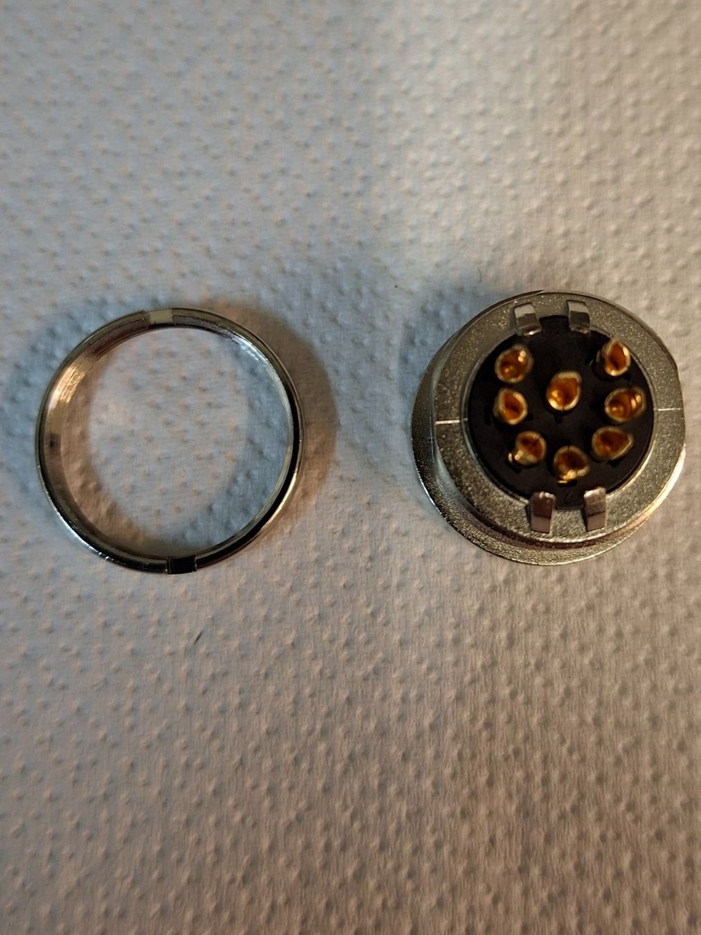 Componenti elettronici: Stecker, Buchse, 8 pol. – Usato da Niedergösgen venduto da piccorx5 8