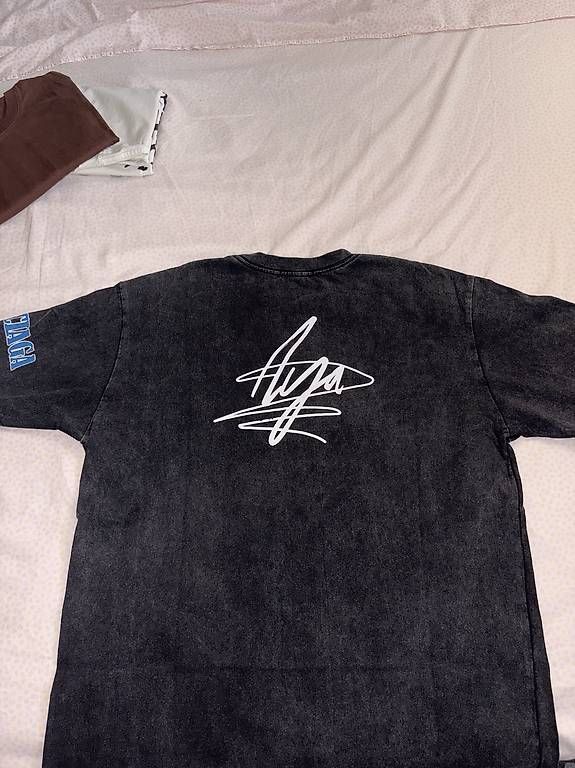 T-Shirts: Balenciaga Shirt – Gebraucht aus Obergerlafingen von raj_5njg 1