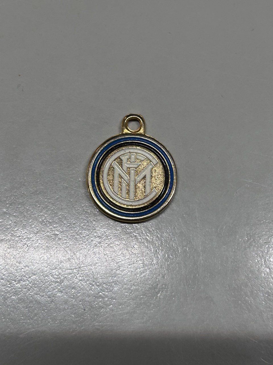 Spille & Fermagli: Spilla FC Internazionale Originale – Usato da Giubiasco venduto da LorisVale 1