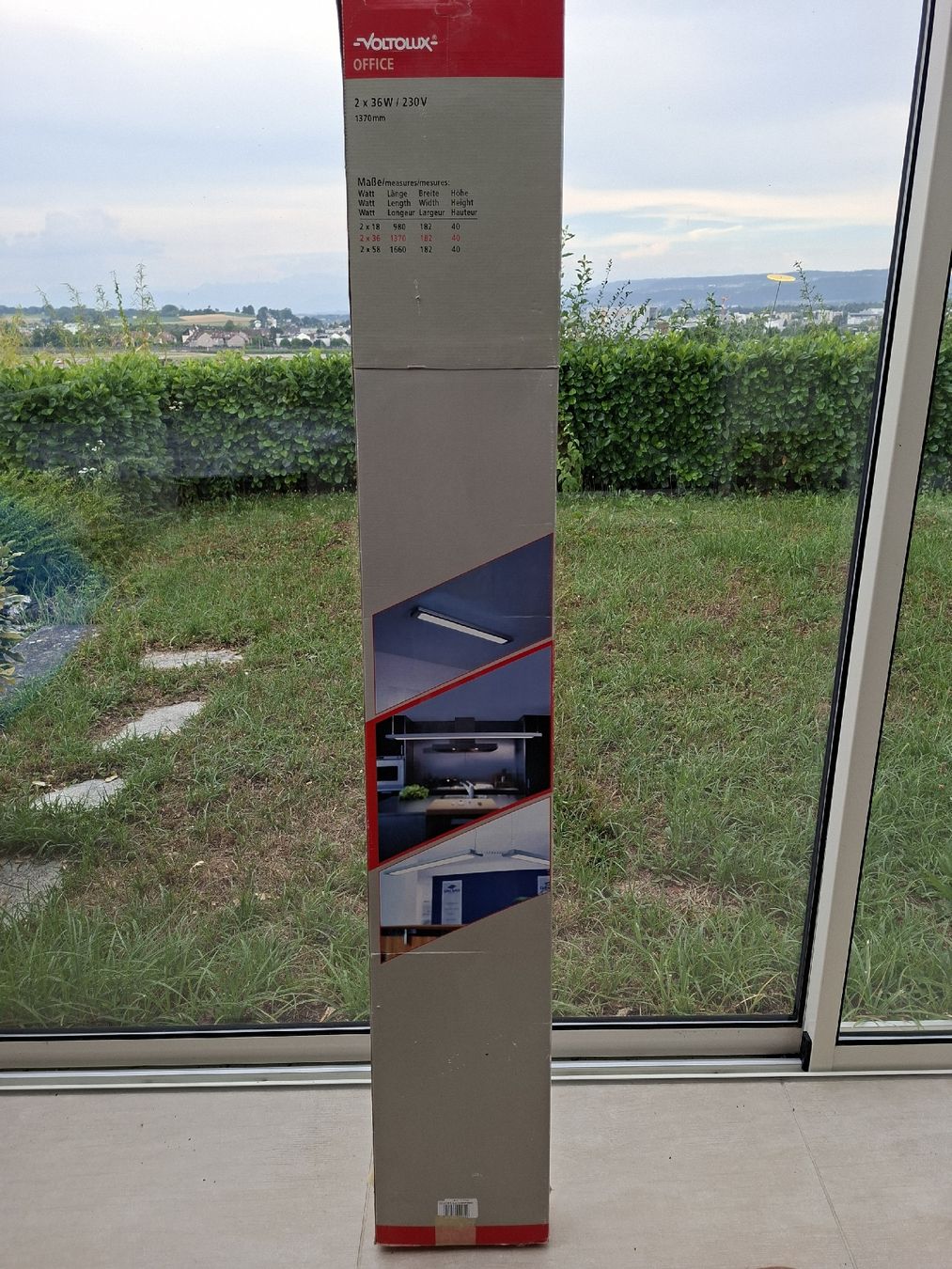 Lampadari & plafoniere: Leuchten 2x 36W 1370mm Office neu – Nuovo e nell'imballaggio originale da Dietlikon venduto da Aussiefan1