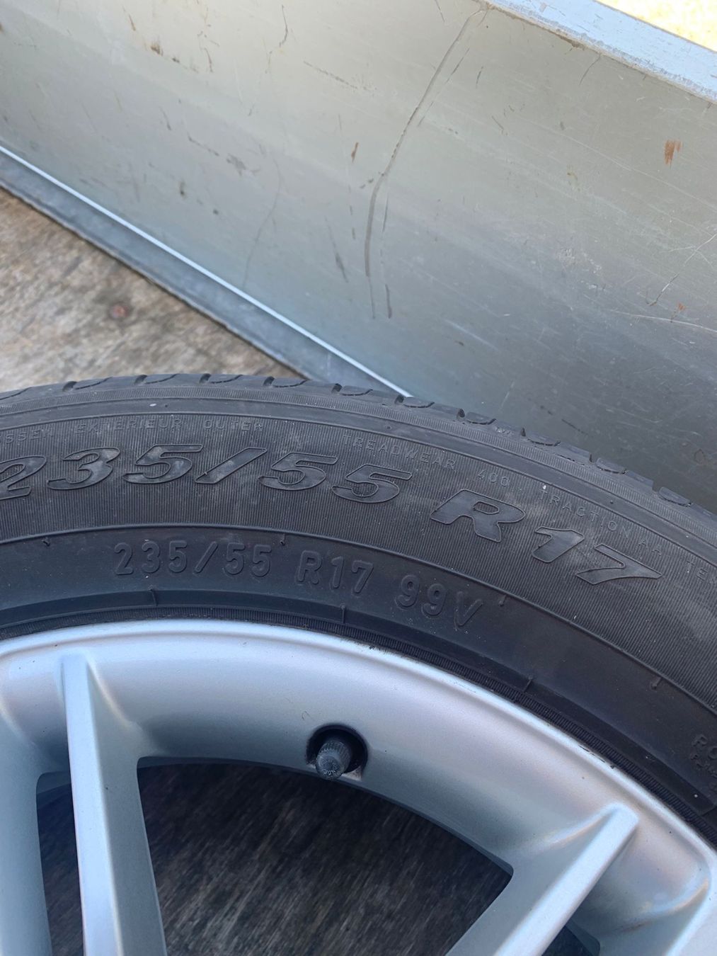 Pirelli Pneumatici & Ruote complete: À vendre jeu de 4 roues complètes – Usato da Martigny venduto da jcorbill 1