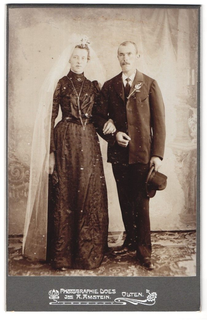 Fotografie & Manifesti: Fotografie A. Amstein, Olten, Portrait B – Usato da Berlin venduto da bartko-reher