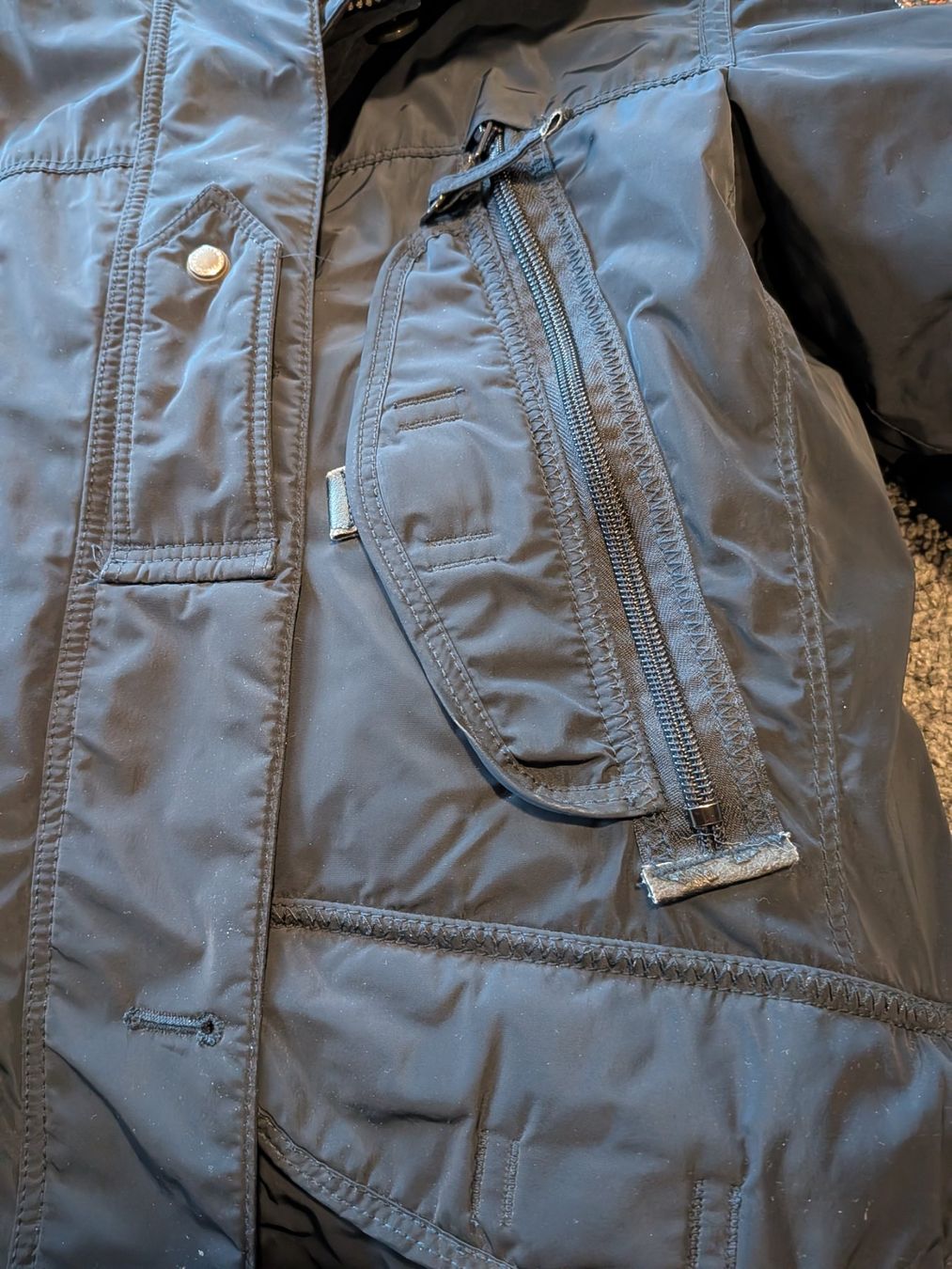 Parajumpers Giacche: Winterjacke Parajumpers S – Usato da Langnau am Albis venduto da Ramuce 8