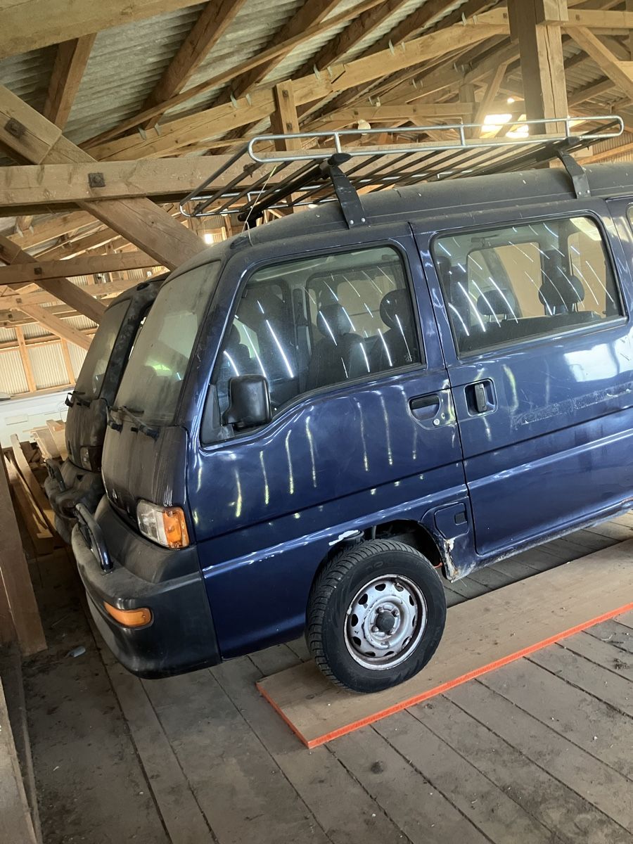 Subaru Automobili: Subaru E 12 mit Dachständer! – Usato da Mühlrüti venduto da Spezhou