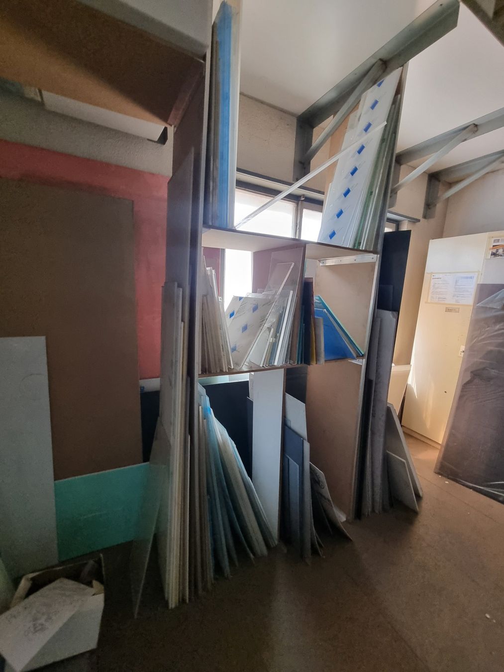Tutte le macchine: 114. GROSSER Posten Plexiglas/ Acrylglas / Dibond usw. – Usato da Deitingen venduto da RRD2010 2
