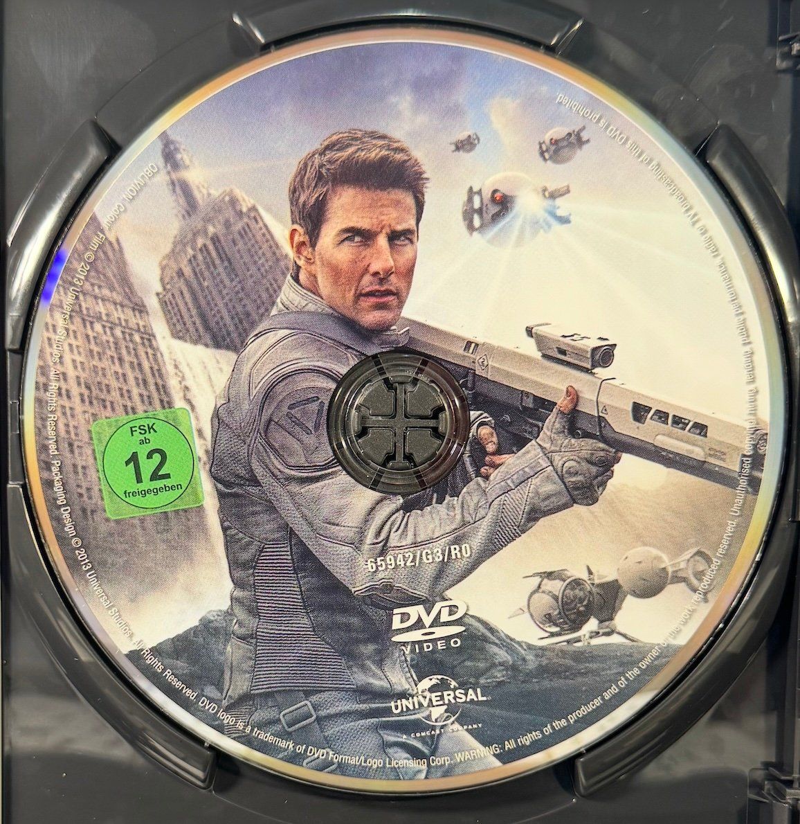 Tutti i DVDs: DVD OBLIVION - TOM CRUISE - MORGAN FREEMAN – Usato da Wisen venduto da gigisna 1