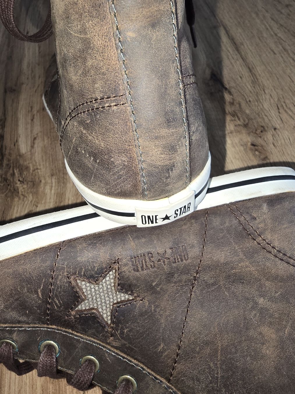 Scarpe da donna: Converse One Star hautes brun cuir vintage – Nuovo (secondo la descrizione) da Champagne venduto da LoomiStudio 3