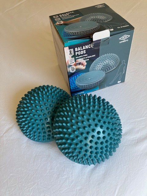 Hometrainer: 2 Balance Pods neu – Nuovo e nell'imballaggio originale da Solothurn venduto da ikebana9