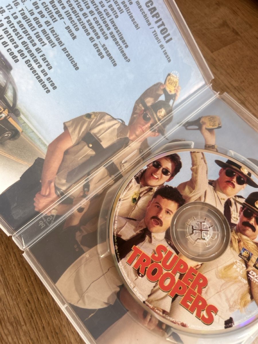 Tutti i DVDs: Supertroopers - Uncut – Usato da Lugano venduto da bad_2t9b 2